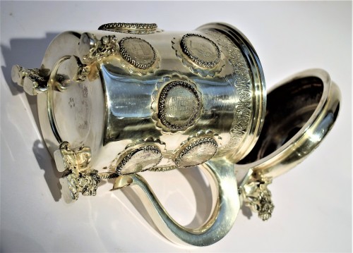 Antiquités - Tankard en Argent avec Pièces de l'Empire Austro-Hongrois